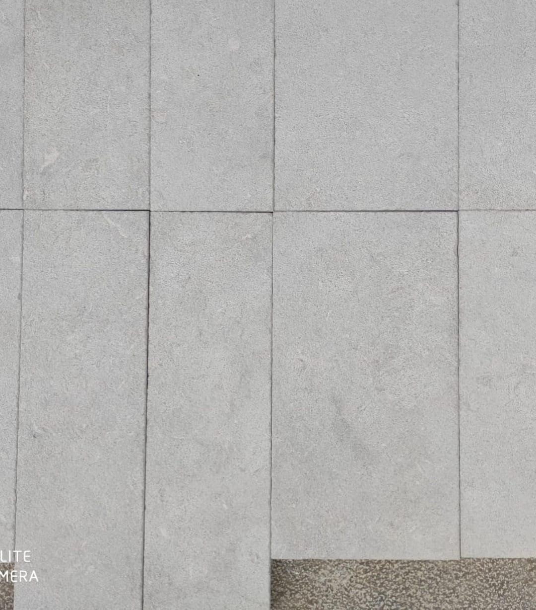 Rustik Yeşil Kumlamalı Mermer 